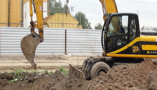 Выкопать яму экскаватором в Ржеве от 936 руб. - 2Землекопа-Ржв